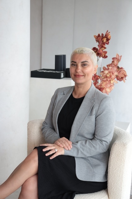 Ljupka Subeska , Solicitor