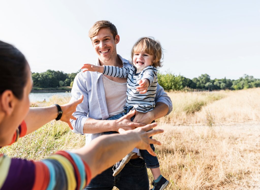 Child custody matters and divorce proceedings for Australian citizens.